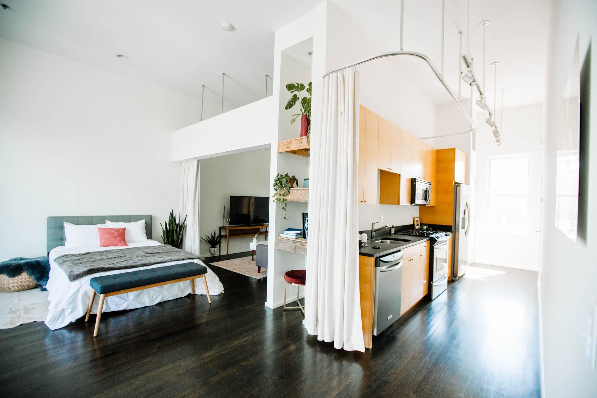 Caley Newberry Studios - Romantic boudoir photographer in Nashville