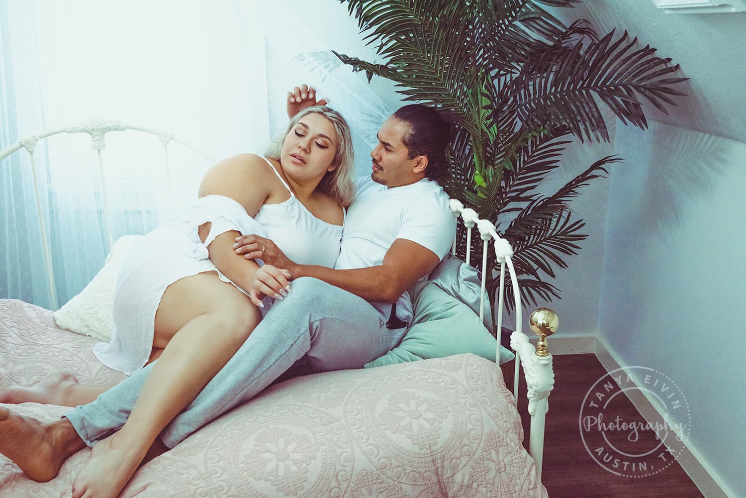 House of Secrets Boudoir - Fine Art boudoir photographer in Austin