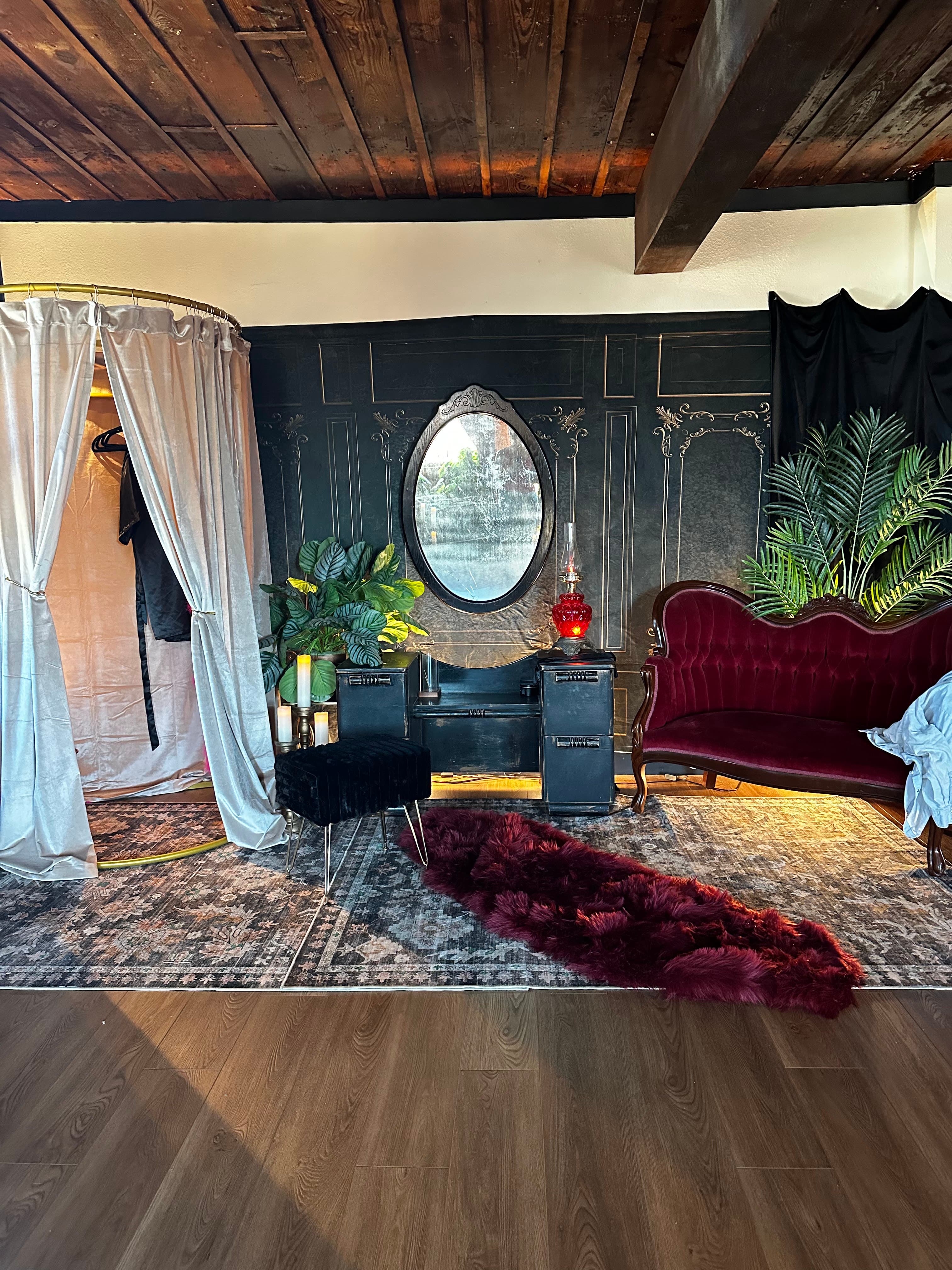 Be Present Studios, LLC - Glamour boudoir photographer in Fort Worth